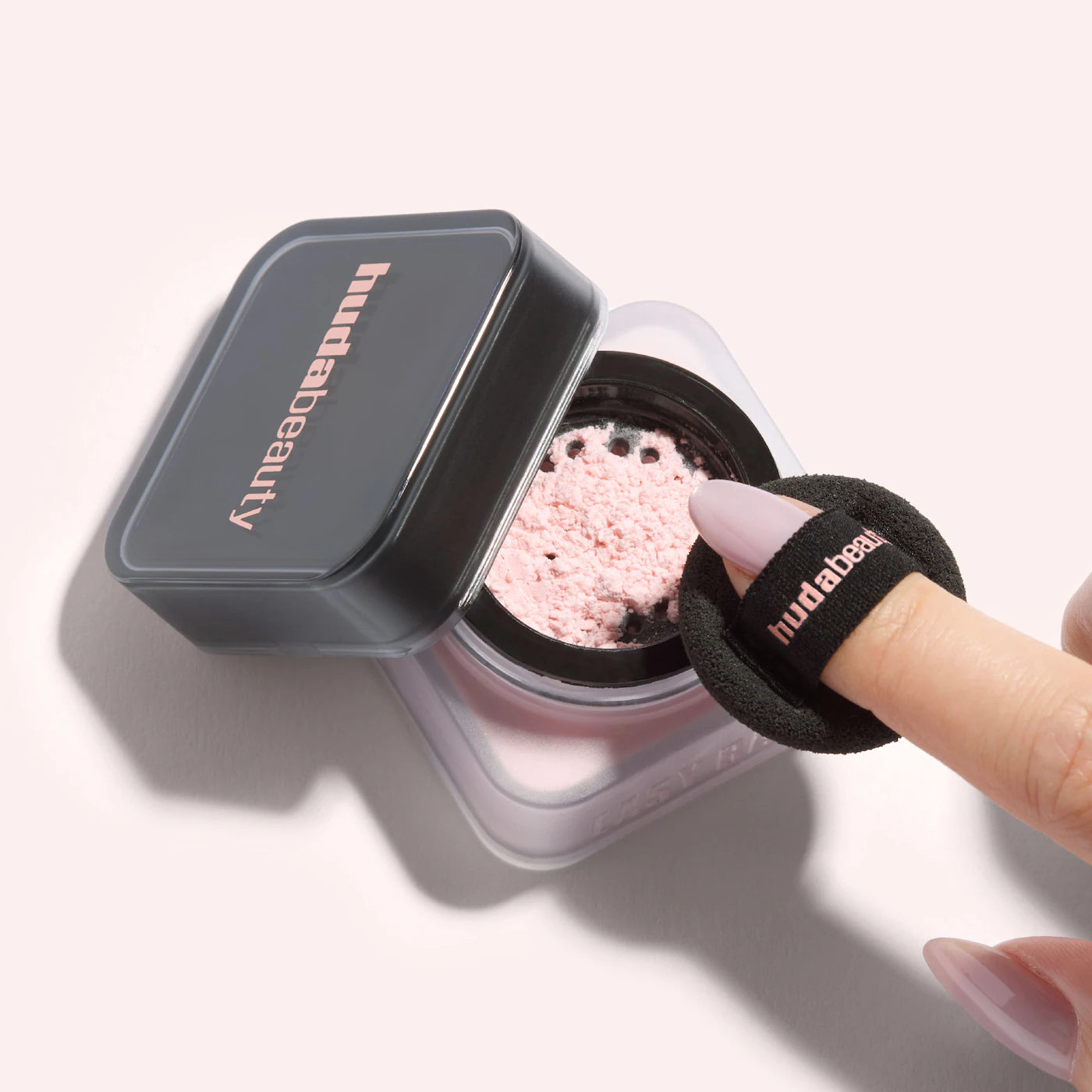 Huda Beauty Mini Easy Bake Setting Powder